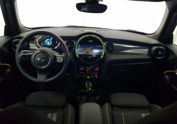 MINI Cooper S cena 129900 przebieg: 4050, rok produkcji 2023 z Sucha Beskidzka małe 211